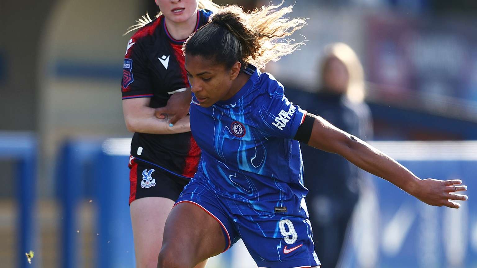 我們發現她 我們發現她